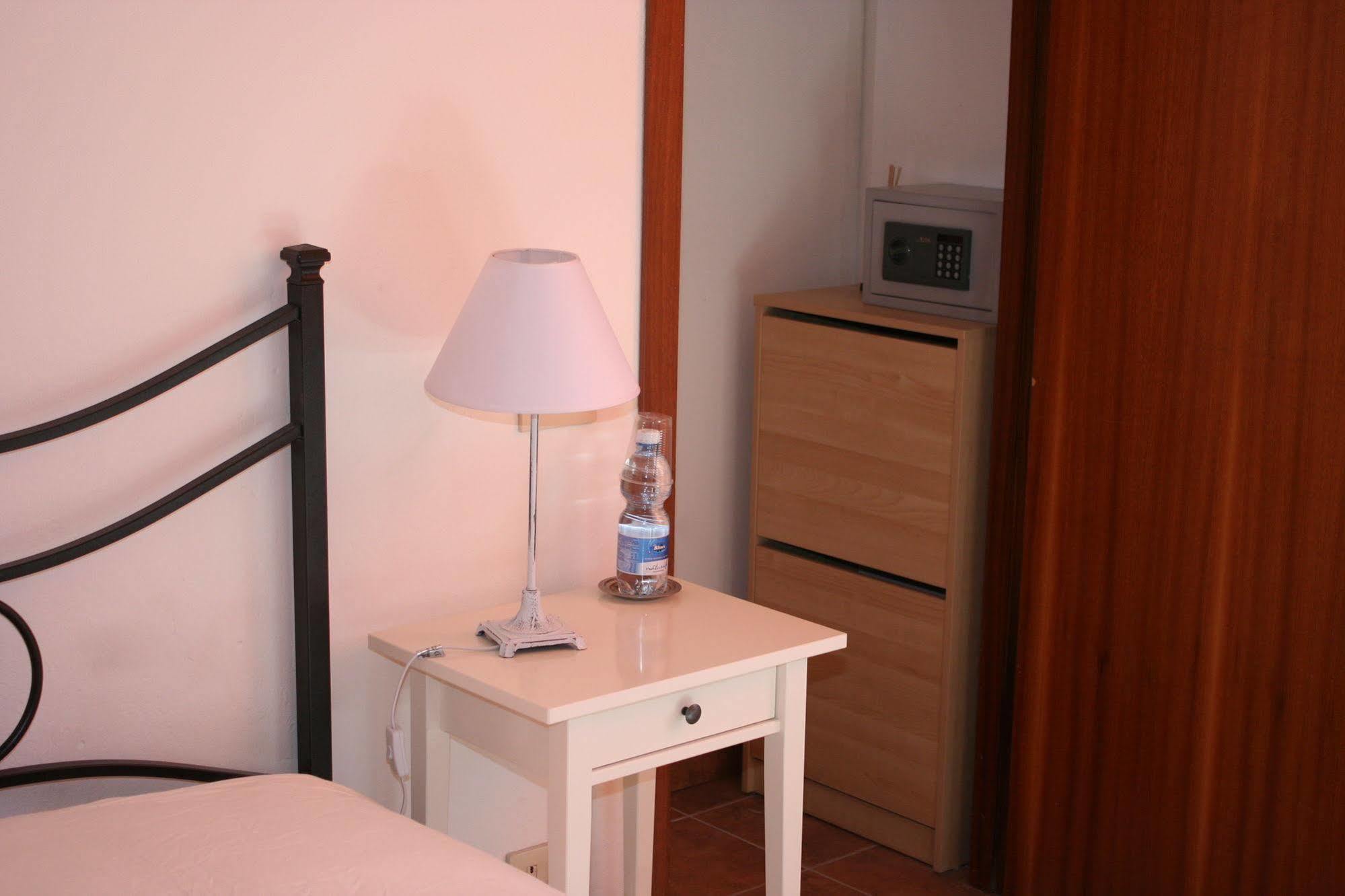 Il Giardino Nel Parco R&B Hotel Bologna Kültér fotó